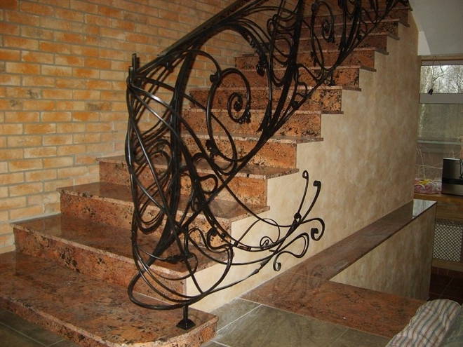 Кованые лестницы - украшение интерьера
